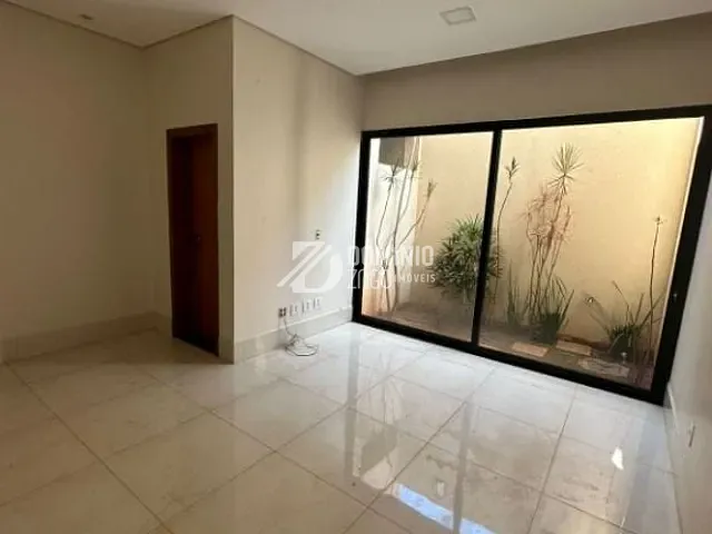 Casa com 630m² 5 quartos e 7 banheiros, à venda ou para alugar, no bairro Parque das Laranjeiras em Uberaba