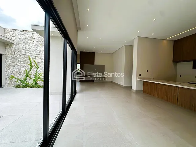 Casa com 450m² 3 quartos e 4 banheiros, à venda, no bairro Condomínio Residencial Villagio em Americana