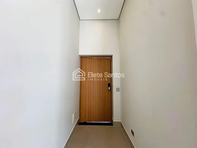 Casa com 450m² 3 quartos e 4 banheiros, à venda, no bairro Condomínio Residencial Villagio em Americana