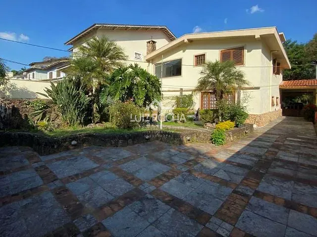 Casa com 492m² 4 quartos e 4 banheiros, à venda, no bairro São Paulo II em Cotia