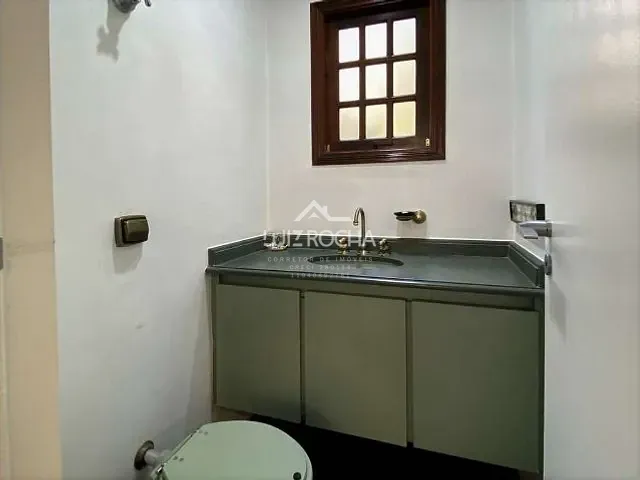 Casa com 492m² 4 quartos e 4 banheiros, à venda, no bairro São Paulo II em Cotia