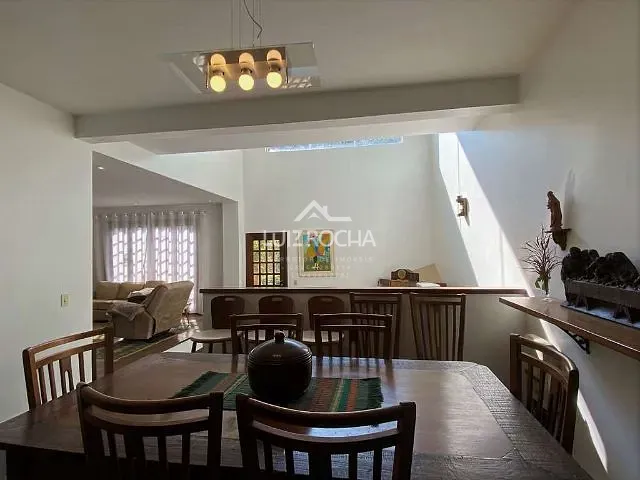 Casa com 492m² 4 quartos e 4 banheiros, à venda, no bairro São Paulo II em Cotia