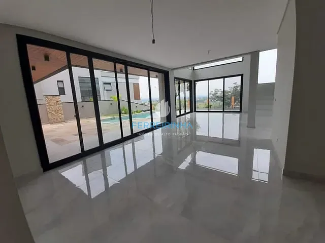 Casa com 530m² 4 quartos e 6 banheiros, à venda, no bairro Condomínio Residencial Alphaville I em São José dos Campos