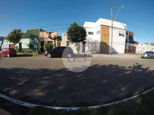 Casa 2 quartos e 1 banheiro, à venda, no bairro Miguel de Castro Moreira em Rio Grande