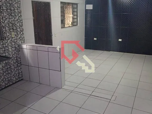 Casa 3 quartos e 2 banheiros, à venda, no bairro Jardim Zaira em Mauá
