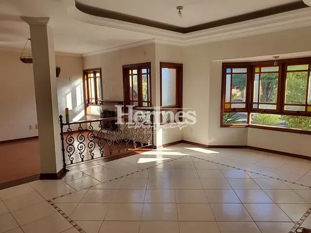 Casa com 800m² 5 quartos e 5 banheiros, à venda, no bairro Vila Hollândia em Campinas