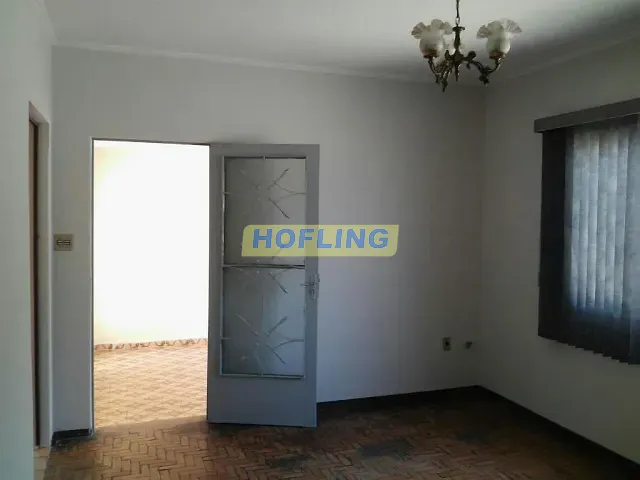 Casa com 289m² 2 quartos e 2 banheiros, à venda, no bairro Vila Paulista em Rio Claro