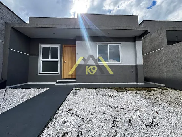 Casa com 104m² 3 quartos e 1 banheiro, à venda, no bairro Embu em Colombo