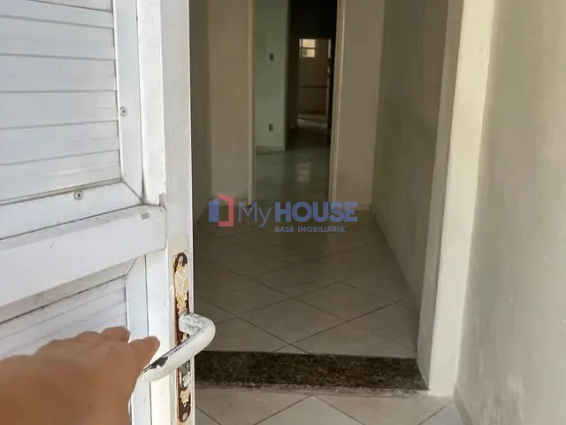 Casa 4 quartos e 2 banheiros, à venda, no bairro Pontal em Ilhéus