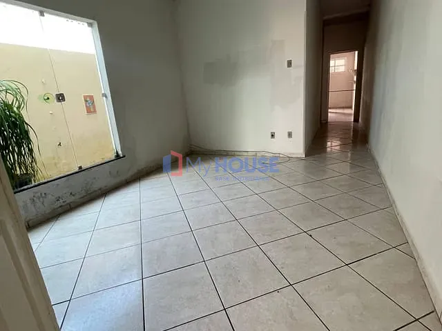 Casa 4 quartos e 2 banheiros, à venda, no bairro Pontal em Ilhéus