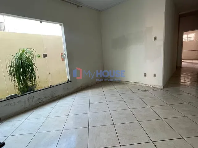Casa 4 quartos e 2 banheiros, à venda, no bairro Pontal em Ilhéus