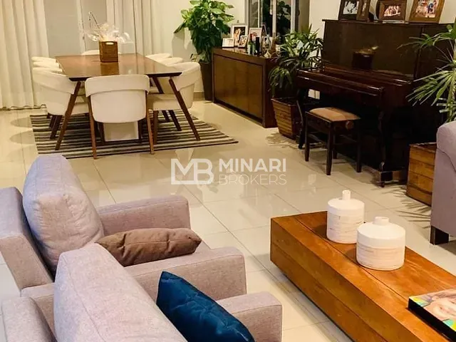 Casa 4 quartos e 7 banheiros, à venda, no bairro Alphaville em Santana de Parnaíba