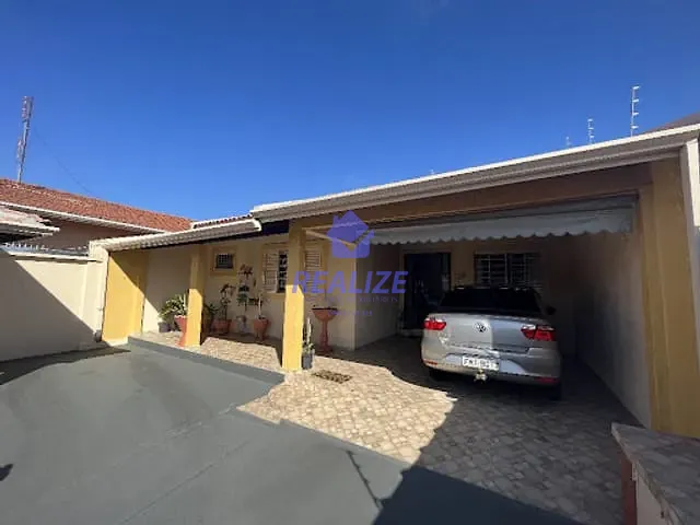 Casa com 400m² 3 quartos e 3 banheiros, à venda, no bairro Vila Nossa Senhora de Fátima em Botucatu