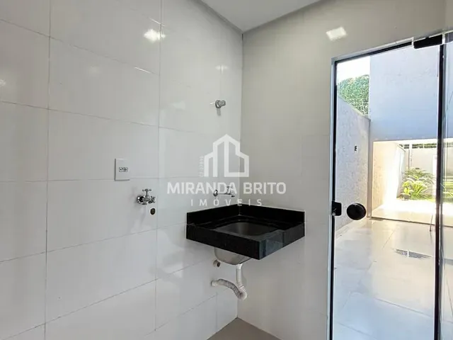 Casa 3 quartos e 4 banheiros, à venda, no bairro Cardoso em Aparecida de Goiânia
