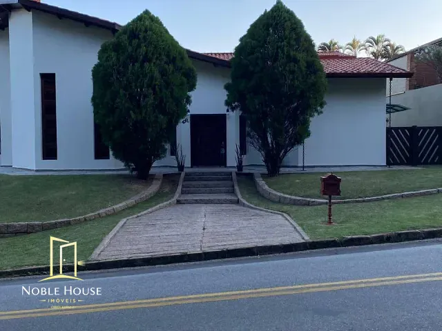 Casa com 1m² 4 quartos e 6 banheiros, à venda ou para alugar, no bairro Marambaia em Vinhedo