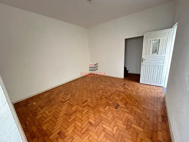 Casa com 188m² 4 quartos e 3 banheiros, à venda ou para alugar, no bairro Vila Monumento em São Paulo