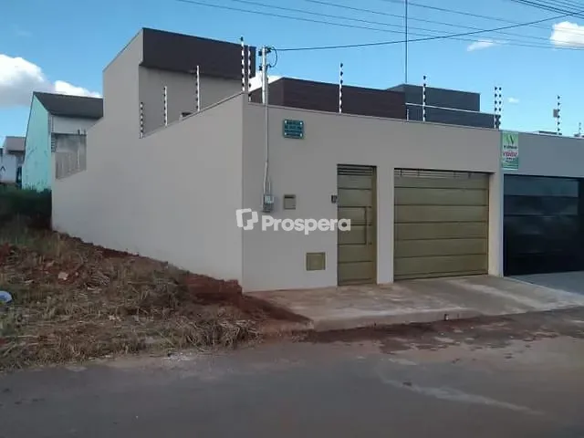 Casa com 150m² 3 quartos e 2 banheiros, à venda, no bairro Residencial Flor do Cerrado em Anápolis