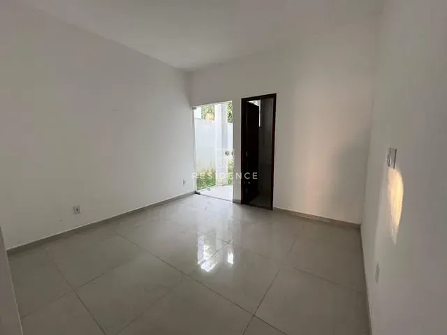 Casa 2 quartos e 1 banheiro, à venda, no bairro Roma em Volta Redonda