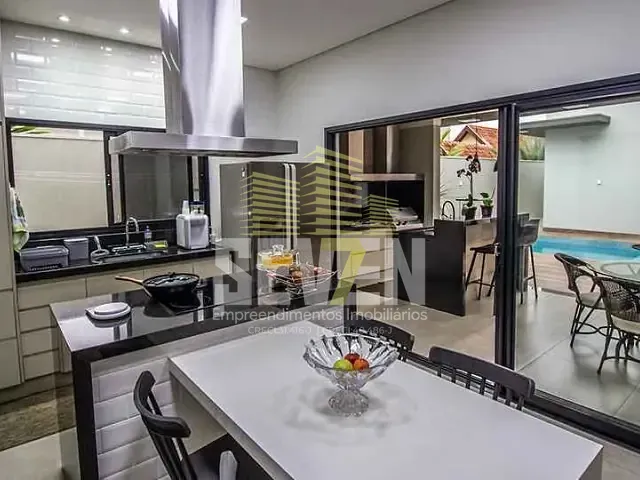 Casa com 450m² 3 quartos e 1 banheiro, à venda, no bairro Residencial Lago Sul em Bauru