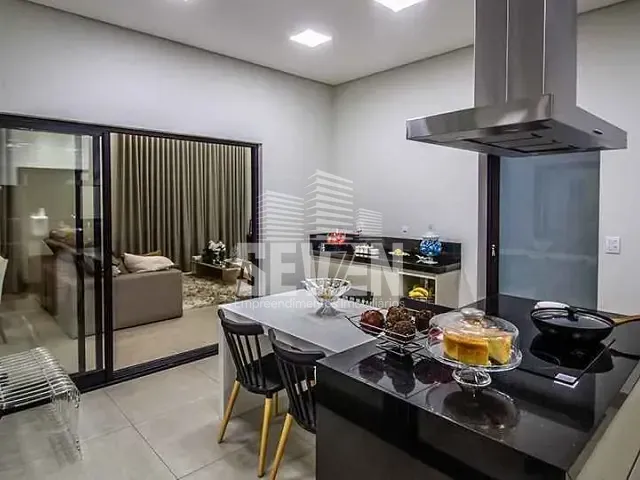 Casa com 450m² 3 quartos e 1 banheiro, à venda, no bairro Residencial Lago Sul em Bauru