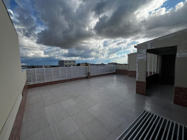 Casa 5 quartos e 5 banheiros, à venda, no bairro Santa Maria em Brasília