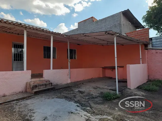 Casa com 300m² 1 quarto e 1 banheiro, à venda, no bairro Jardim São Manoel em Nova Odessa