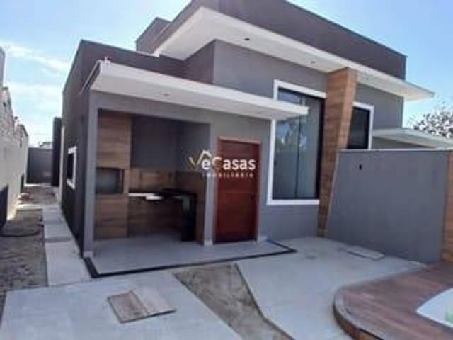Casa com 210m² 3 quartos e 2 banheiros, à venda, no bairro Ouro Verde em Rio das Ostras