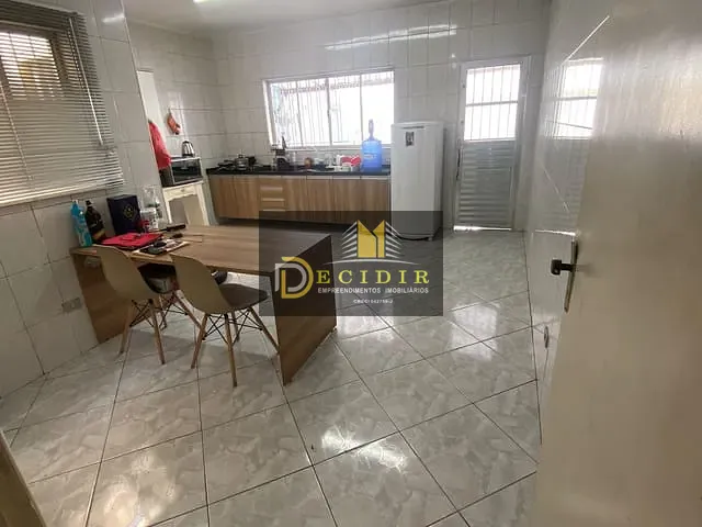 Casa 3 quartos e 3 banheiros, à venda, no bairro Jardim Nove de Julho em São Paulo