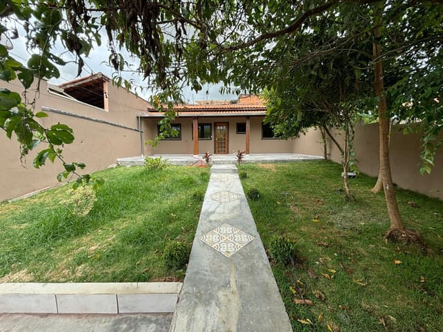 Casa com 200m² 2 quartos e 1 banheiro, à venda, no bairro Vale Do Sol em Cambuí