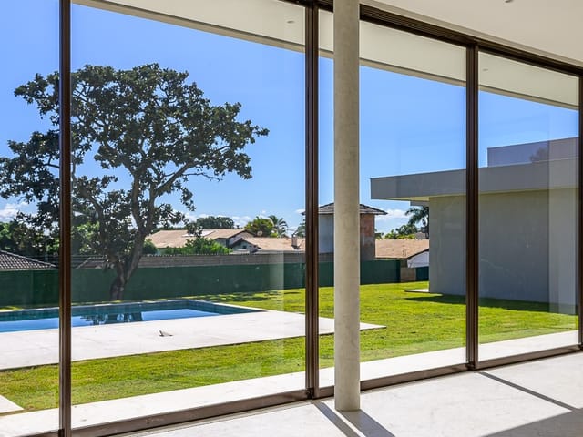 Casa 4 quartos e 1 banheiro, à venda, no bairro Park Way em Brasília