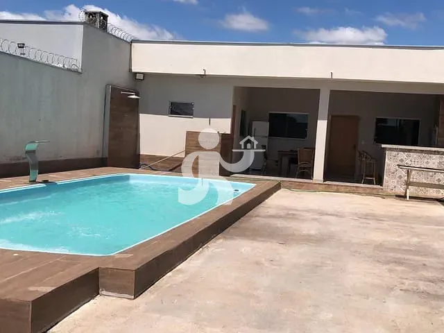Casa com 250m² 2 quartos e 3 banheiros, à venda, no bairro Parque São Matheus II em Piracicaba