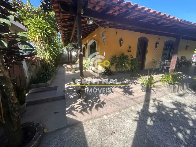 Casa com 805m² 2 quartos e 3 banheiros, à venda, no bairro Ampliação em Itaboraí