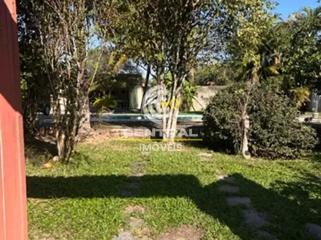 Casa com 805m² 2 quartos e 3 banheiros, à venda, no bairro Ampliação em Itaboraí