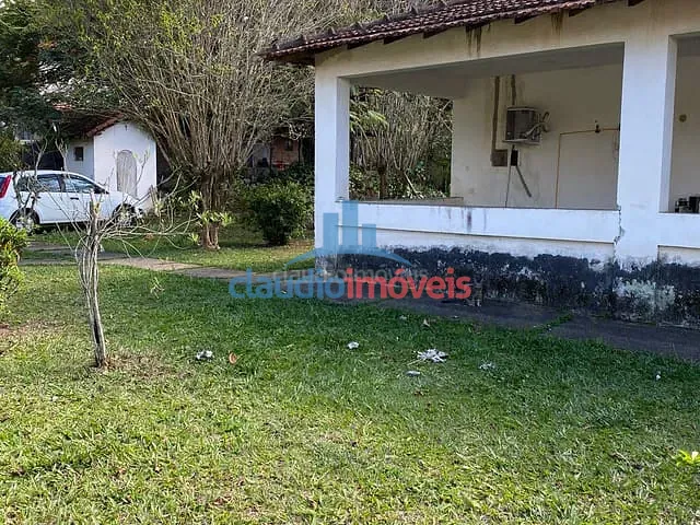 Casa à venda, no bairro Vila Pinheiro em Itatiaia