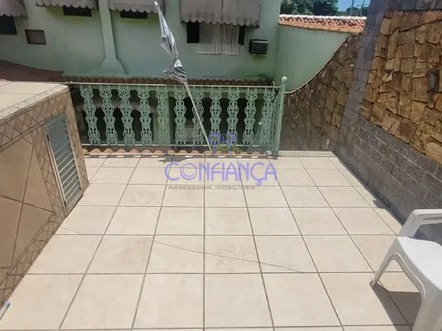 Casa com 225m² 3 quartos e 4 banheiros, à venda, no bairro Bangu em Rio de Janeiro