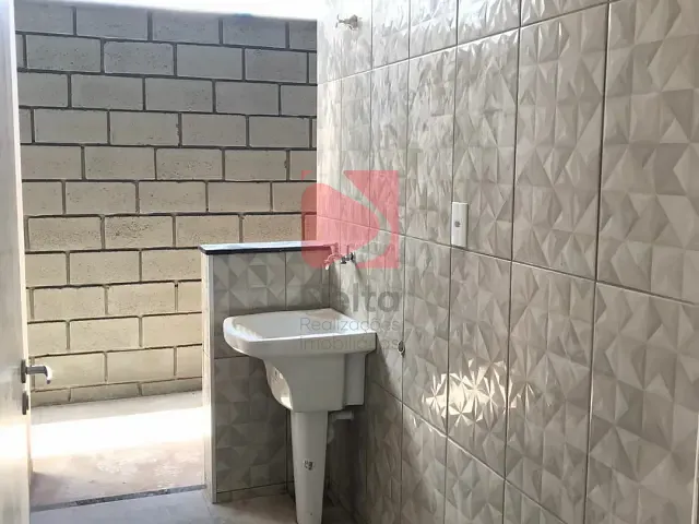 Casa 3 quartos e 2 banheiros, à venda, no bairro Jd. São João em Pirassununga