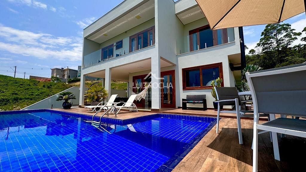 Casa à venda com 3 quartos, 800m² - Foto 22