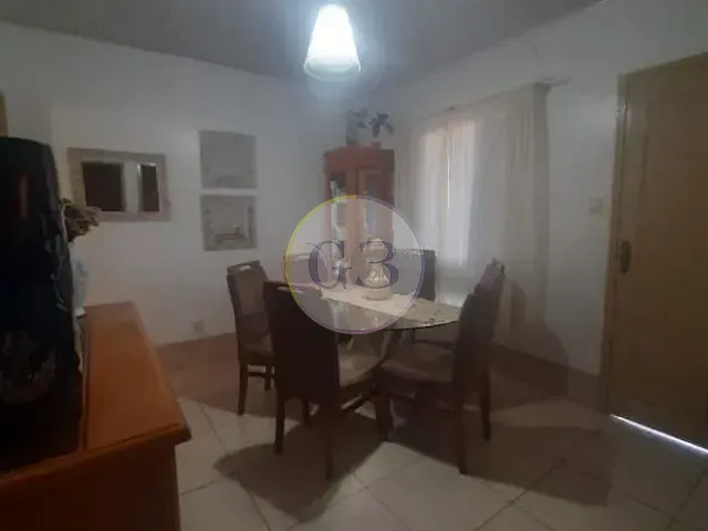 Casa 2 quartos e 1 banheiro, à venda, no bairro Vila Maria José em Rio Grande