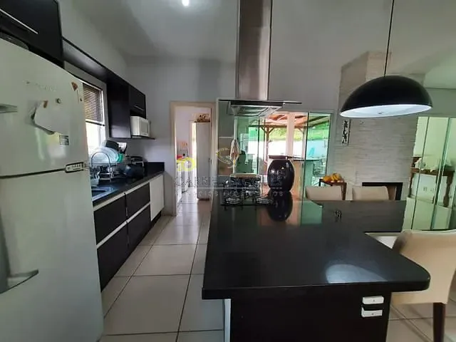 Casa com 360m² 3 quartos e 3 banheiros, à venda, no bairro Cidade Universitária Pedra Branca em Palhoça