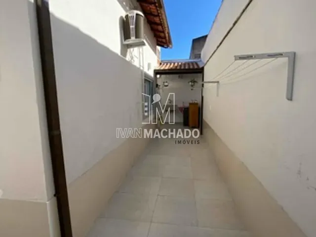 Casa com 200m² 3 quartos e 2 banheiros, à venda, no bairro Morada de Laranjeiras em Serra