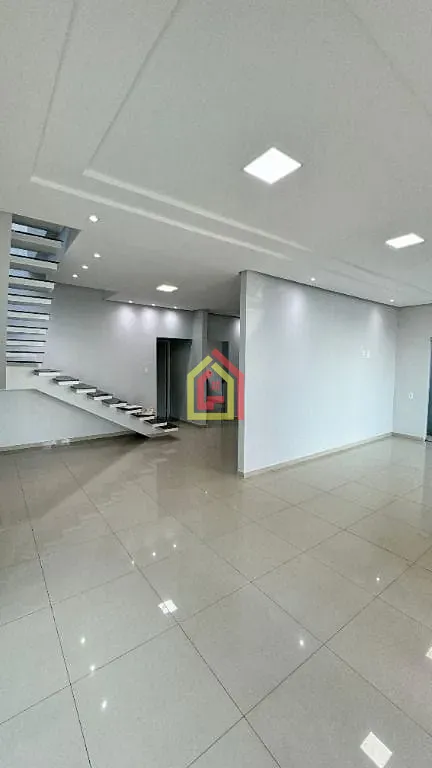 Casa à venda com 4 quartos, 1 suíte, 2 vagas e 250m² no Belo Horizonte, Marabá (PA) — foto 2 de 16