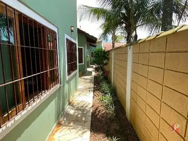 Casa 4 quartos e 3 banheiros, à venda, no bairro ESTÂNCIA BALNEÁRIA DE ITANHAÉM em Itanhaém