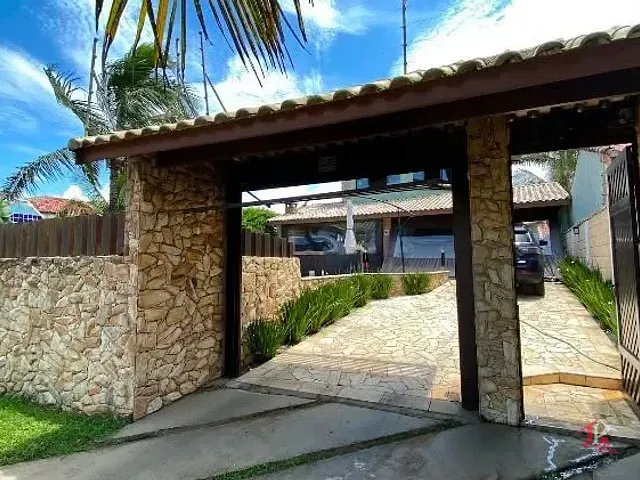 Casa 4 quartos e 3 banheiros, à venda, no bairro ESTÂNCIA BALNEÁRIA DE ITANHAÉM em Itanhaém