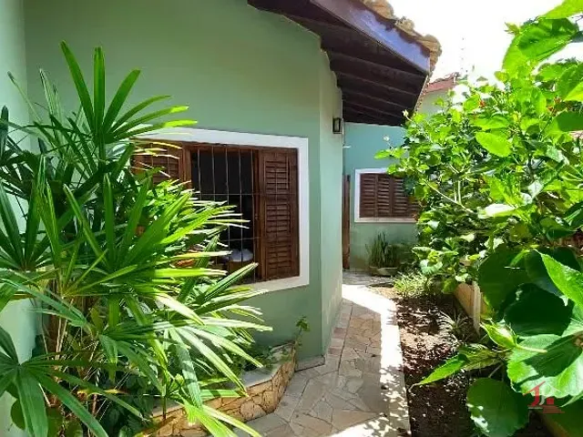 Casa 4 quartos e 3 banheiros, à venda, no bairro ESTÂNCIA BALNEÁRIA DE ITANHAÉM em Itanhaém
