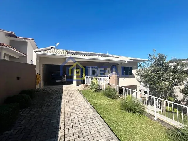 Casa com 260m² 3 quartos e 2 banheiros, à venda, no bairro Arvoredo em Concórdia