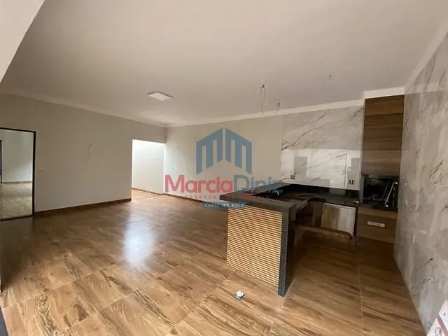 Casa com 200m² 2 quartos e 1 banheiro, à venda, no bairro Jardim Primavera em Ituverava