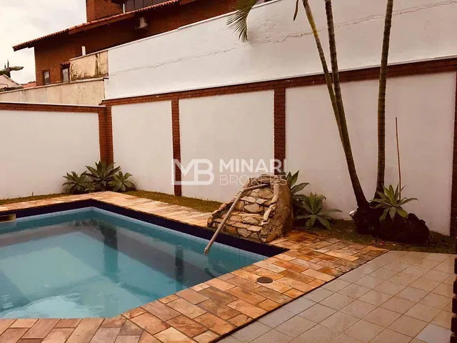 Casa 4 quartos e 5 banheiros, à venda ou para alugar, no bairro Alphaville em Santana de Parnaíba