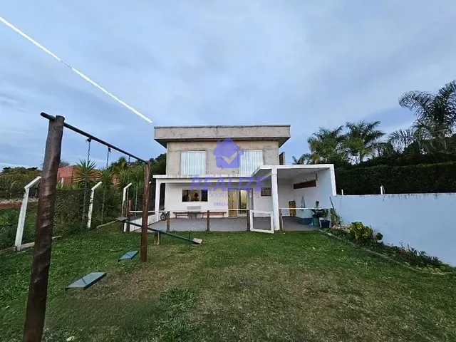 Chácara com 2500m² 5 quartos e 2 banheiros, à venda, no bairro Recanto da Amizade em Botucatu