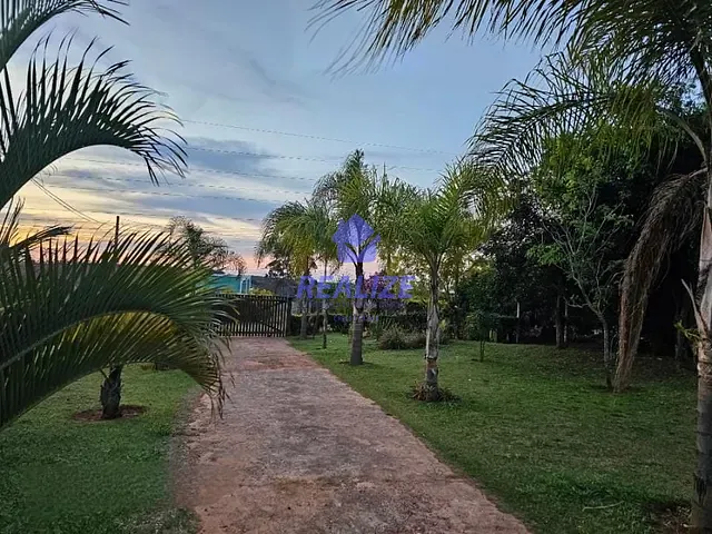 Chácara com 2500m² 5 quartos e 2 banheiros, à venda, no bairro Recanto da Amizade em Botucatu