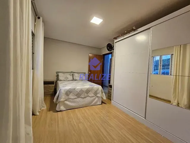 Chácara com 2500m² 5 quartos e 2 banheiros, à venda, no bairro Recanto da Amizade em Botucatu
